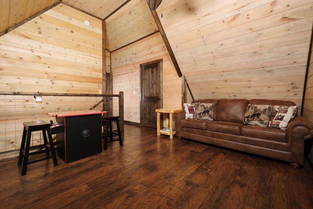 Mountain Time Villa แกตลิงเบิร์ก ภายนอก รูปภาพ
